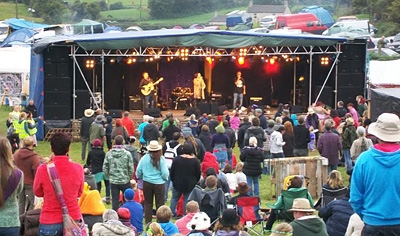 Crowds enjoying a Drystone Stage performance